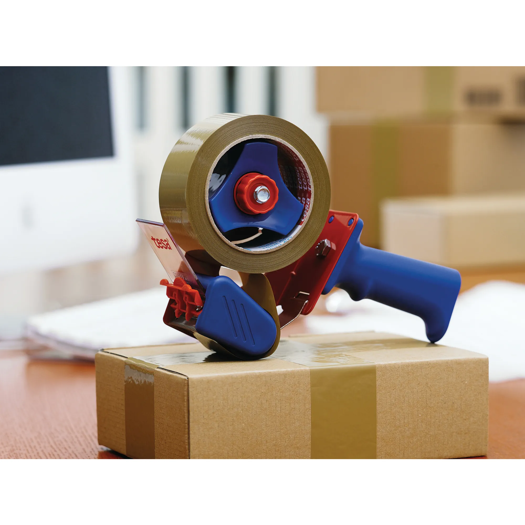 TESA Packbandabroller Economy  6,5 x 15 x 22 cm (B x H x T) rot/blau